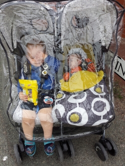 Cosatto Supa Dupa with Raincover On